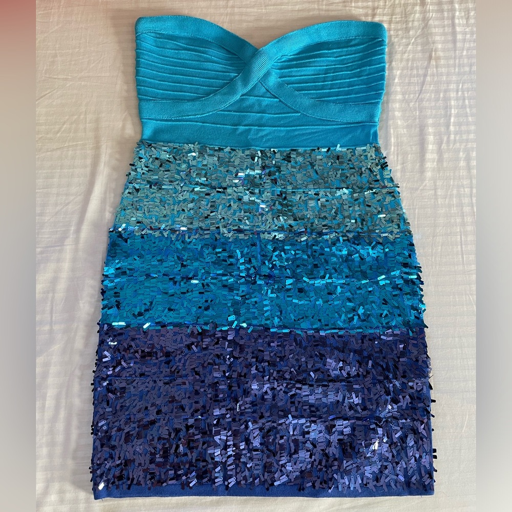 Beautiful blue strapless mermaid mini dress - NWOT